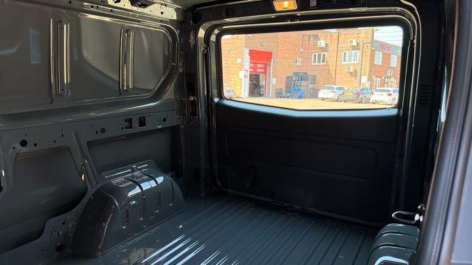 Renault Trafic Lwb Diesel LL30 Blue dCi 130 Advance [Safety] Van - Image 14